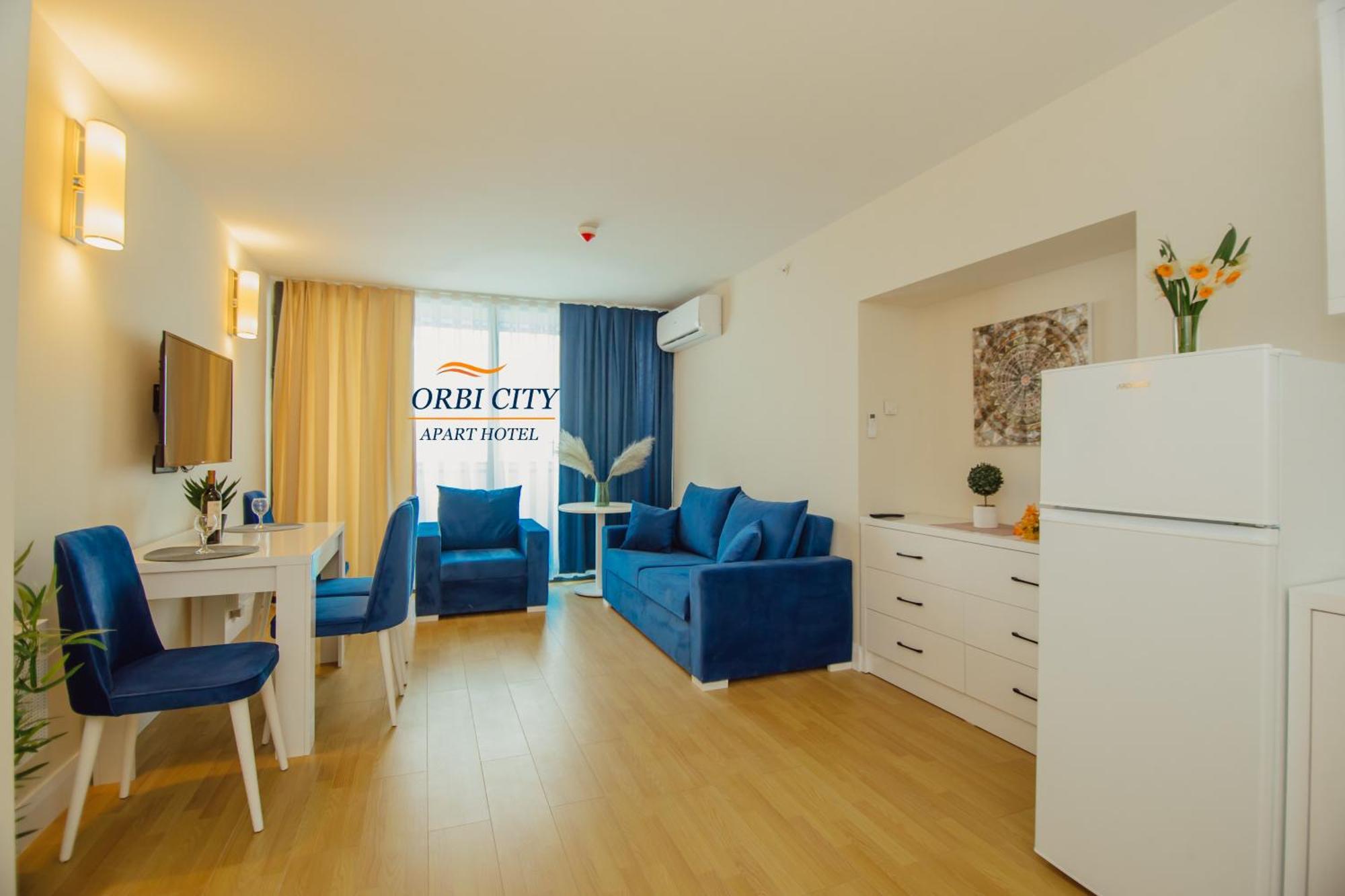 Apart-Hotel Orbi City Batumi Exterior foto