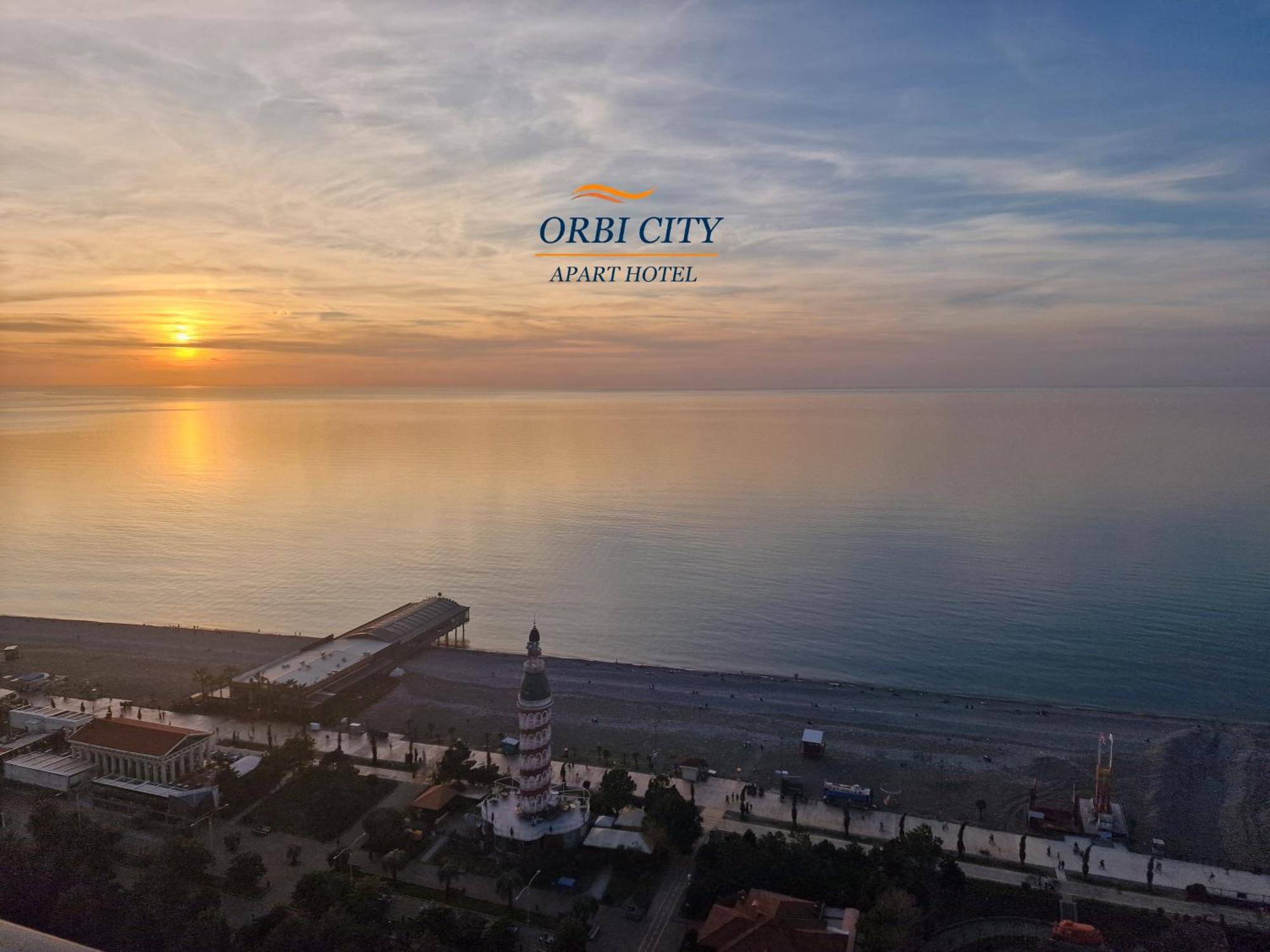 Apart-Hotel Orbi City Batumi Exterior foto